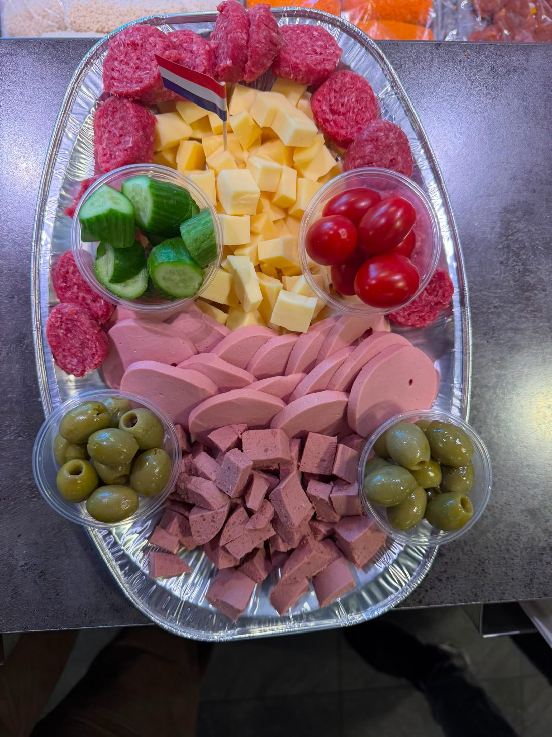 Worst- en kaasschaal